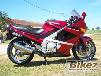 1992 kawasaki zz-r 600 photo